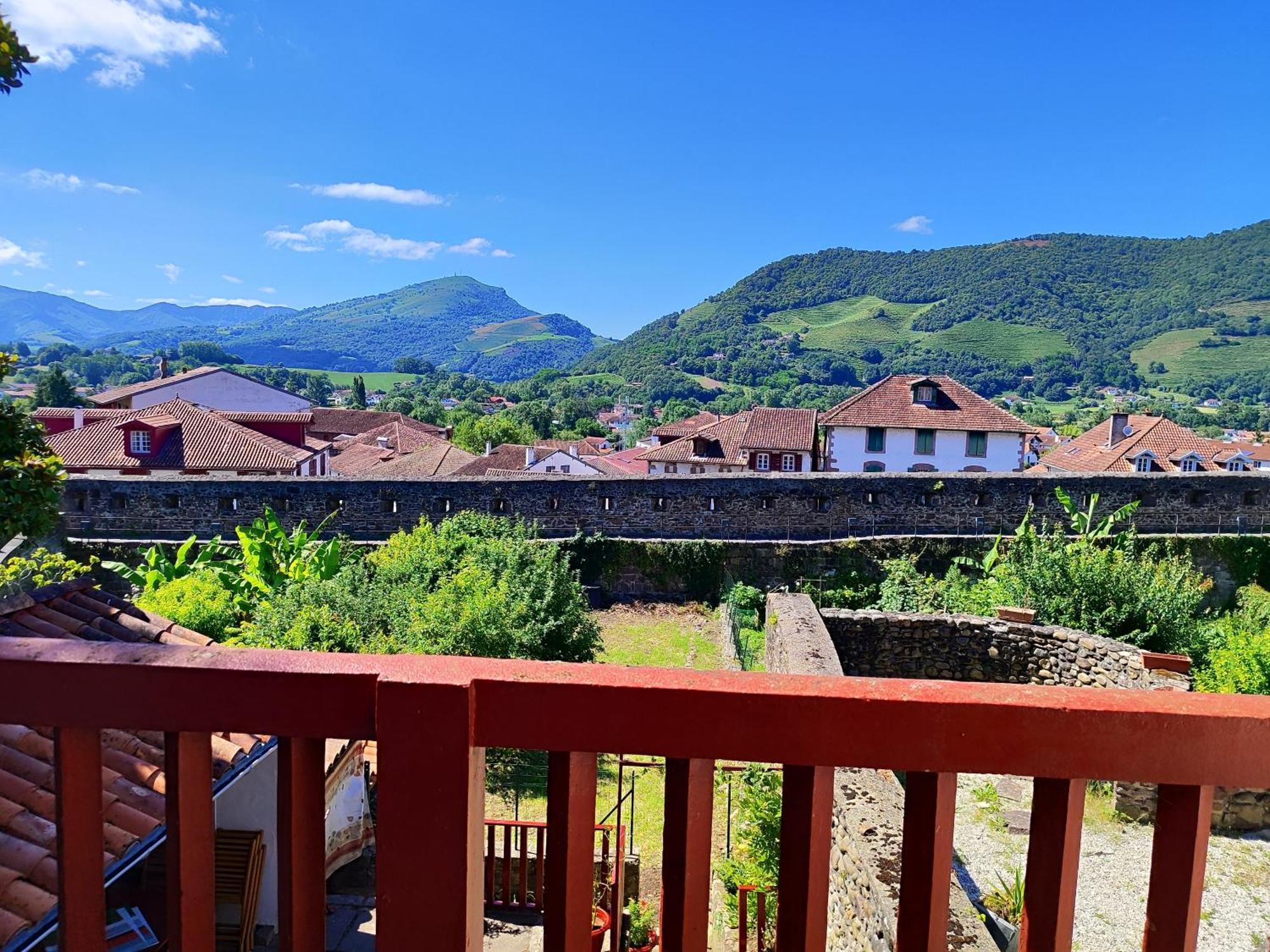 L'Auberge Du Pelerin - St Jean Pied De Port Сен-Жан-П'є-де-Пор Екстер'єр фото