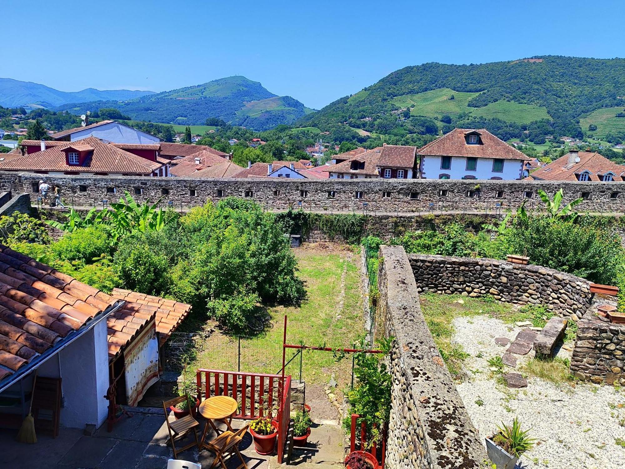 L'Auberge Du Pelerin - St Jean Pied De Port Сен-Жан-П'є-де-Пор Екстер'єр фото